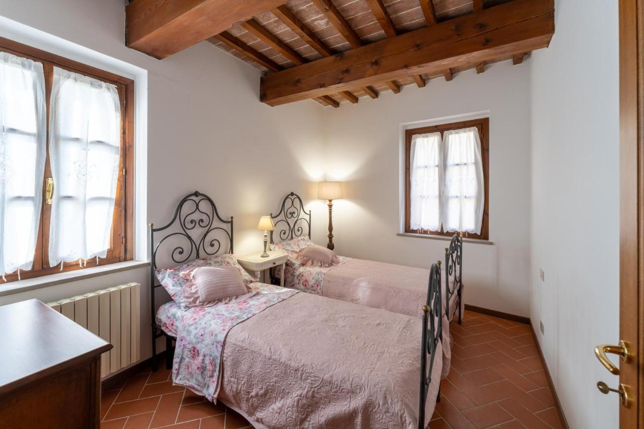 Lajatico Rentals - Casa Di Alice Nel Borgo Bagian luar foto