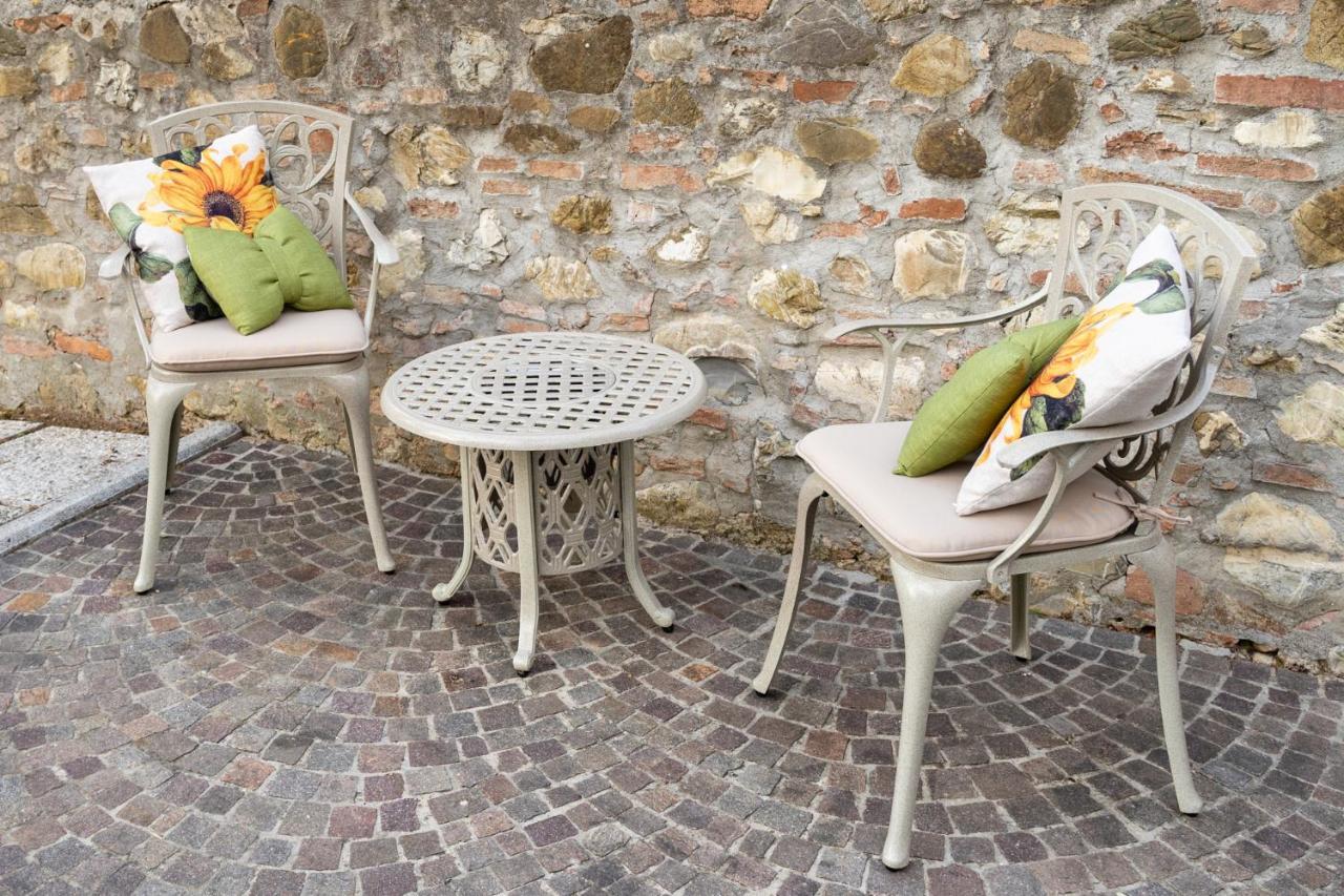 Lajatico Rentals - Casa Di Alice Nel Borgo Bagian luar foto